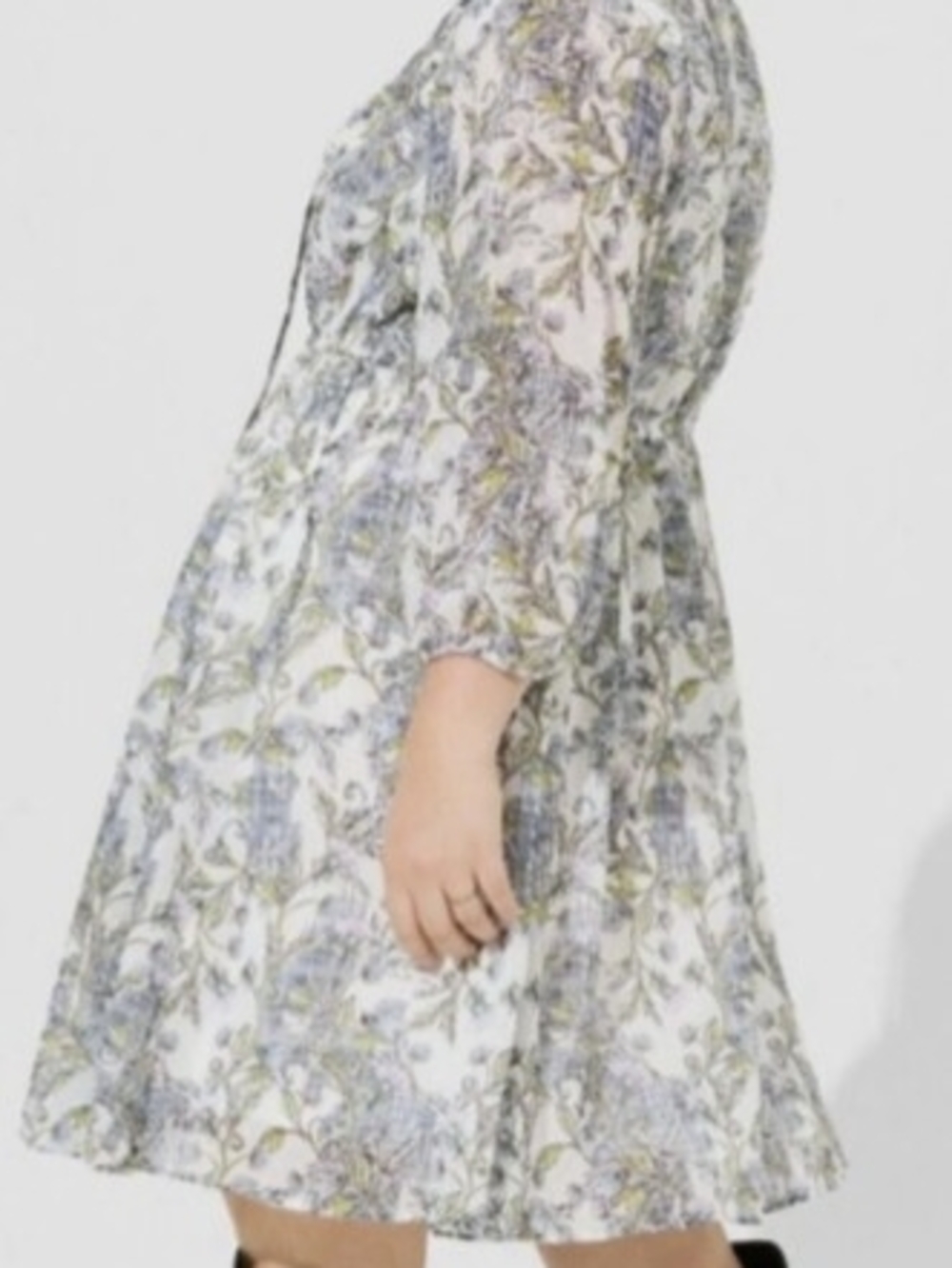 Torrid Mini Clip Dot Keyhole Dress Pristine Floral - Picture 2 of 7